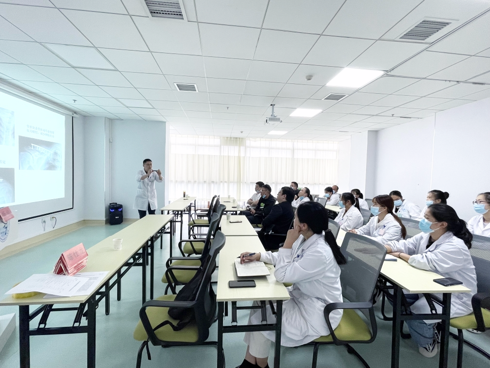 【保山安利醫(yī)院】“談骨論筋，康復(fù)相伴”骨科康復(fù)學(xué)術(shù)沙龍圓滿結(jié)束！