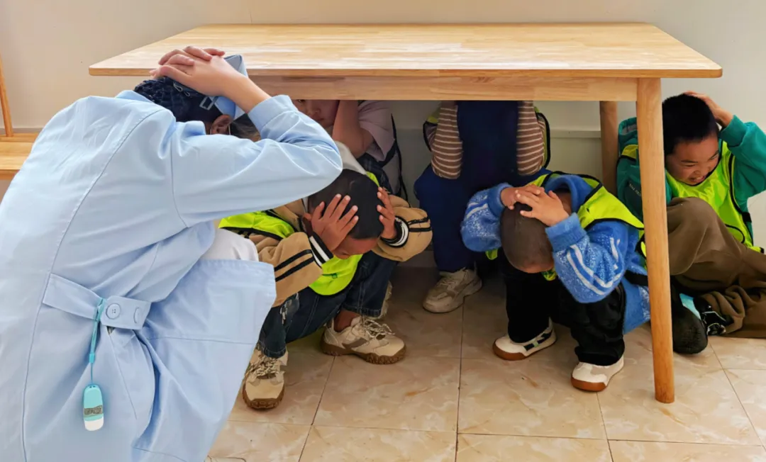 以練筑防，臨