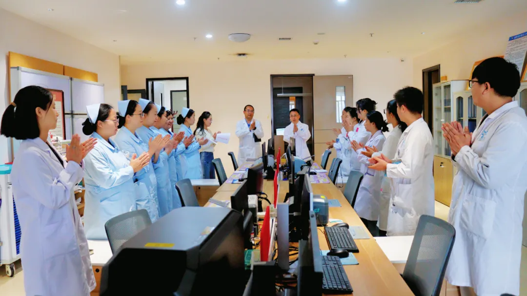 重磅喜訊丨資深腫瘤專家孟健華主任受聘任保山安利醫(yī)院腫瘤科主任！